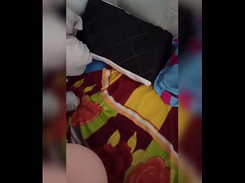 ❤️ Wandinogara naye anogara ega kumba nekuti murume wake anoenda kuzororo ini ndinotora mukana wekusvira nekuzadza mbongoro yake nemukaka. ️  ❌